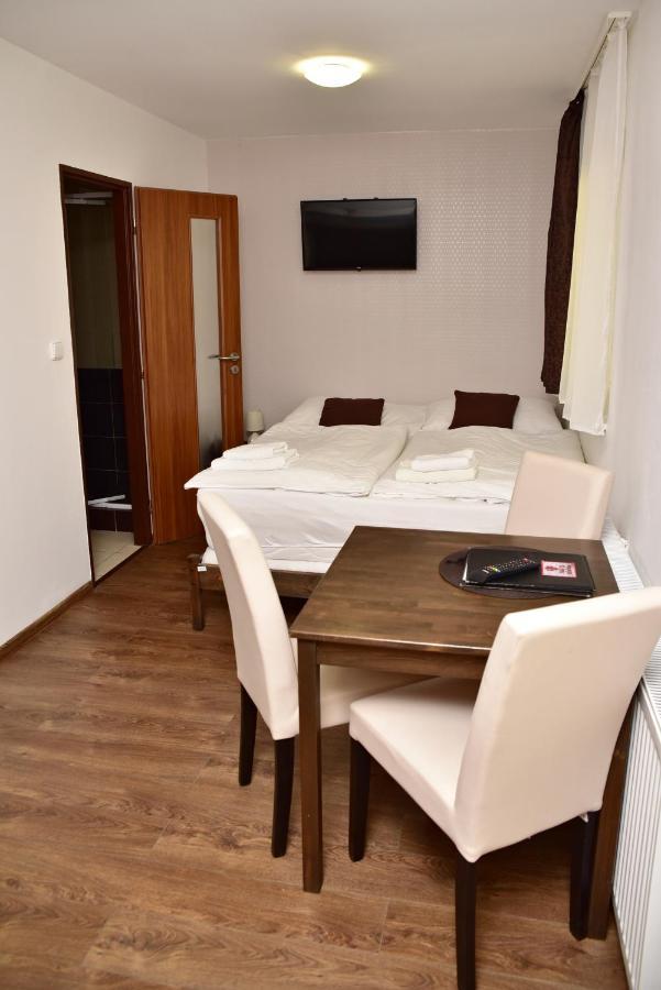 Pension U Krbu Mikulov v Krusnych Horach Bagian luar foto