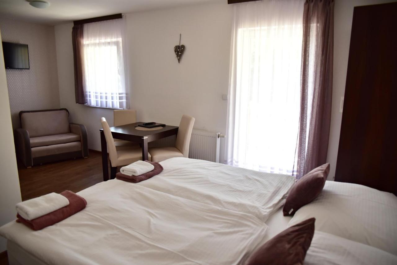 Pension U Krbu Mikulov v Krusnych Horach Bagian luar foto